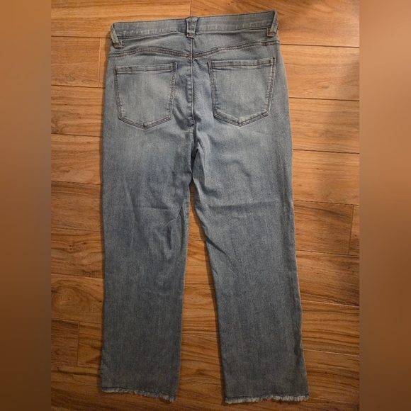 Democracy Jeans Womens 8 Light Wash Straight Raw Hem Ab Technology - Picture 4 of 6